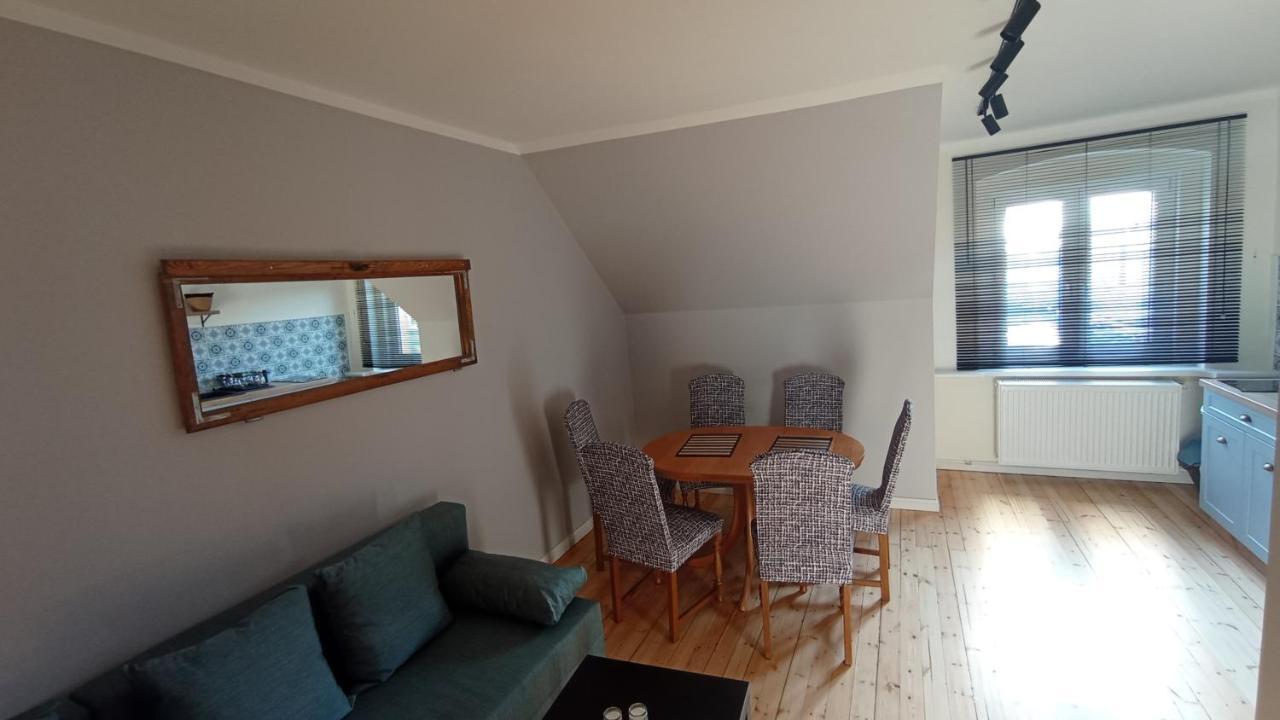 Apartament 27A เยเลเนียกูรา ภายนอก รูปภาพ