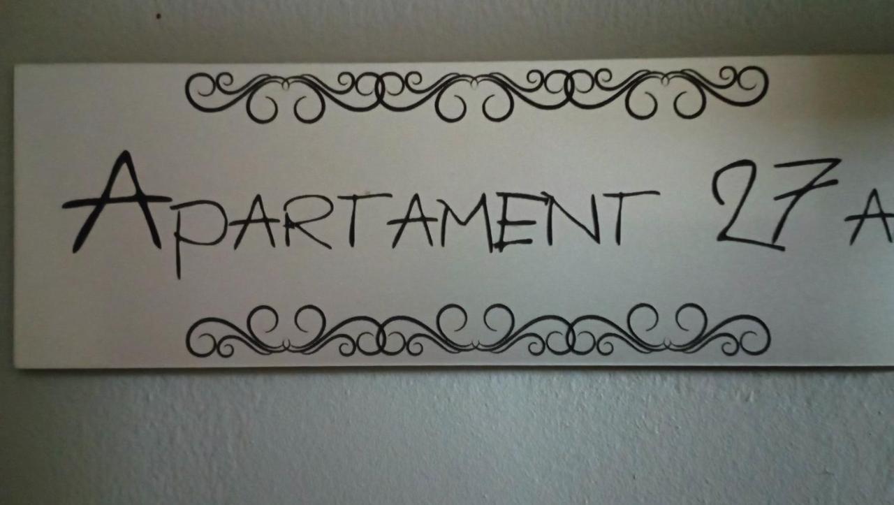 Apartament 27A เยเลเนียกูรา ภายนอก รูปภาพ